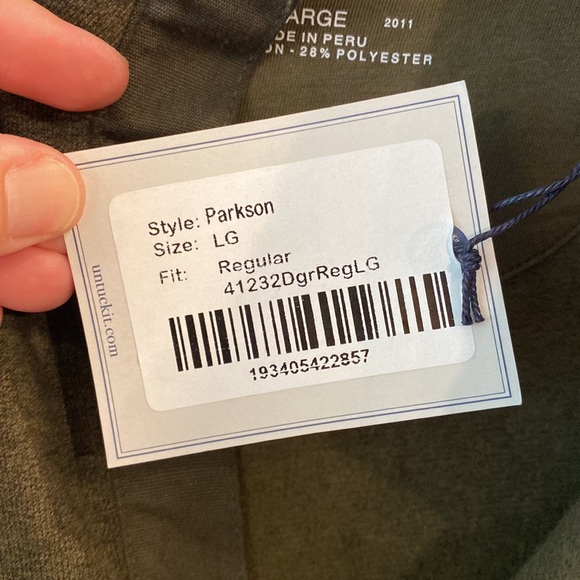 UNTUCKit Parkson Pullover NWT - Picture 5 of 5